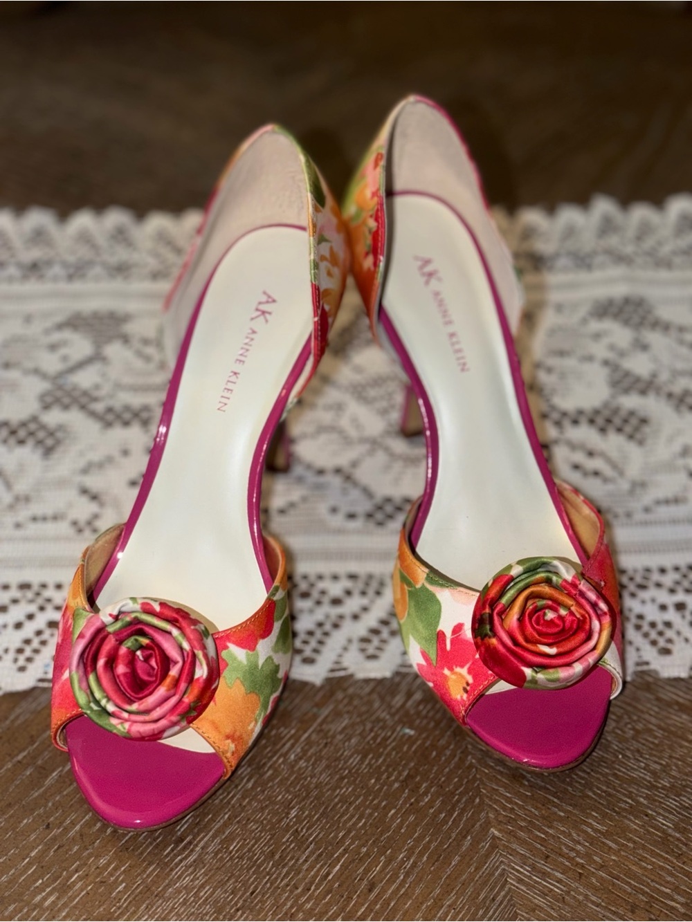 Anne Klein Pink Floral print Peep-Toe Heels with Rose Accent 8.5